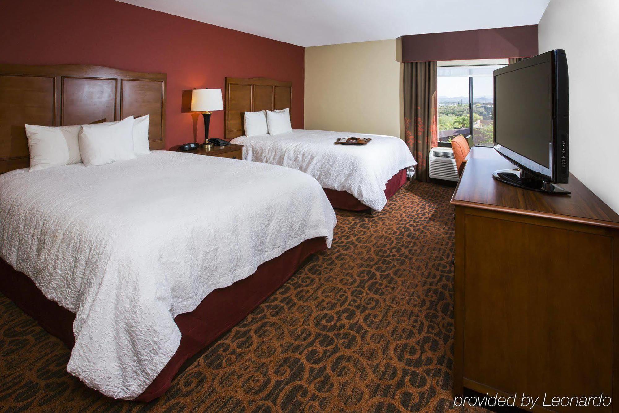 Hampton Inn & Suites Tucson Mall Casas Adobes Exterior photo